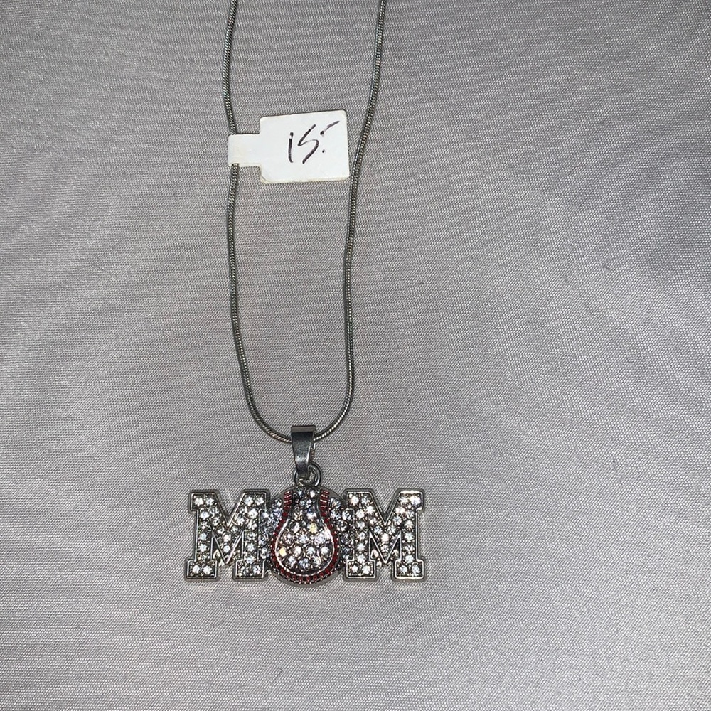 💸 3/$25 NWT silver baseball Mom necklace